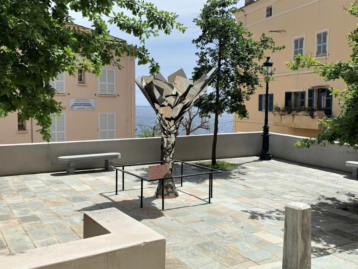 Casa A Certosa Au Coeur De La Citadelle Apartment บาสเตีย ภายนอก รูปภาพ